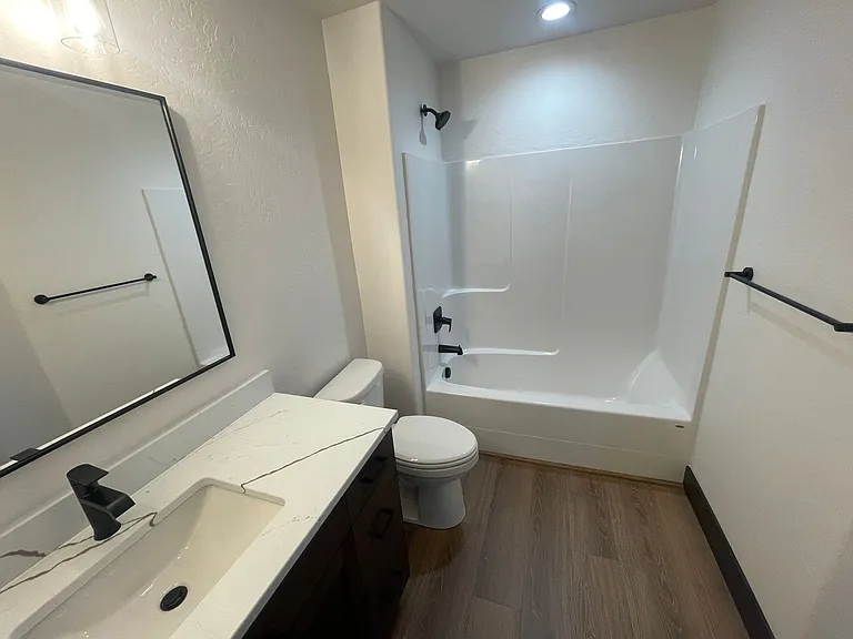 139 E Lobo Loop — Photo 13