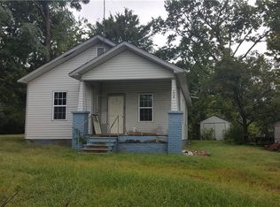 204 Park St, Poteau, OK 74953