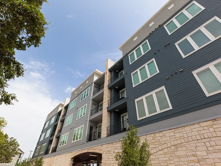Trailside Oaks Townhomes — Photo 150