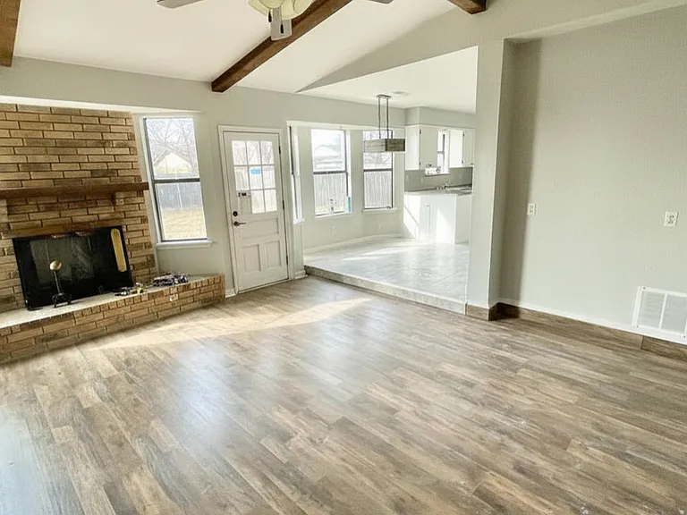 14088 S Hickory St E — Photo 3