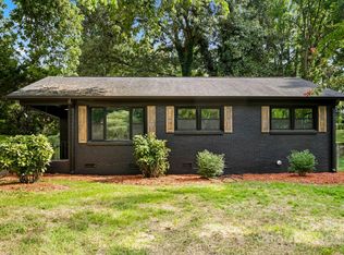 2430 Dora Dr, Charlotte, NC 28215