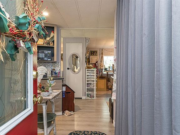 5th image of 5838 Blythwood Rd #47