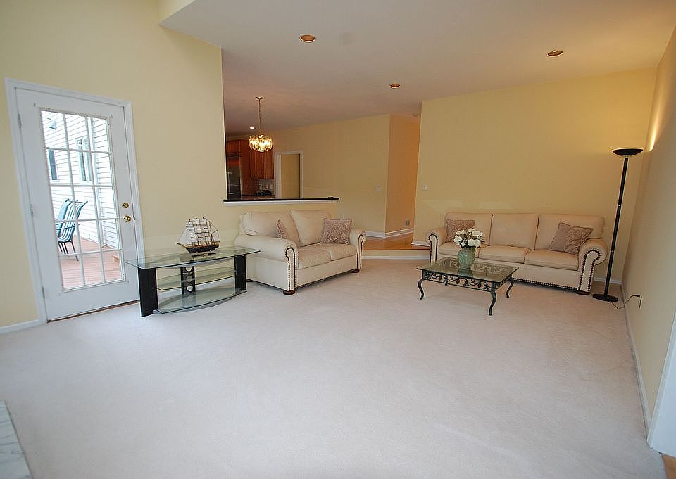 7 Rainbow Dr, Millington, NJ 07946 Zillow