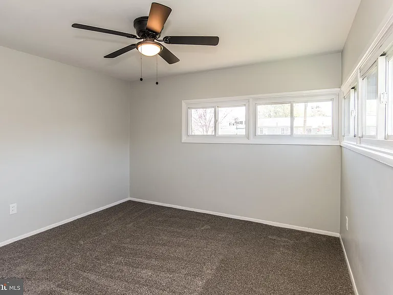 30 Primrose Ln — Photo 35