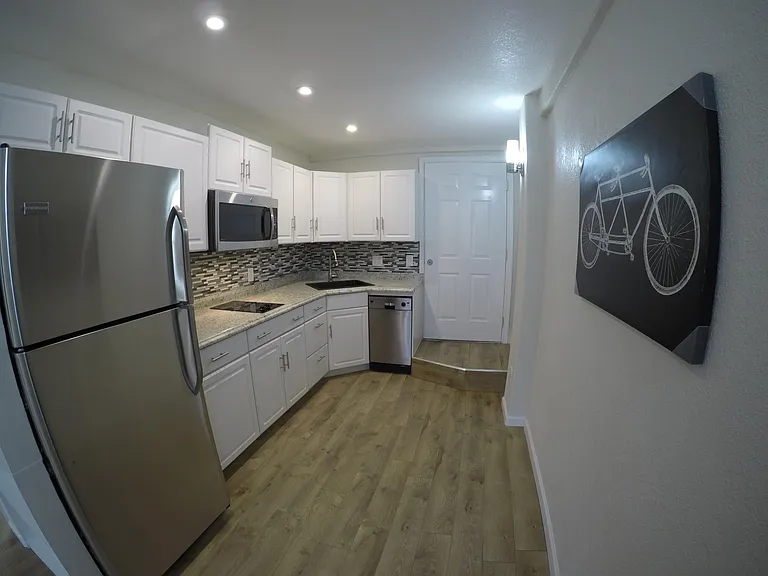 2601 W Pikes Peak Ave #11 — Photo 2