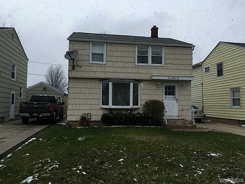 1st image of 692 Moore Ave