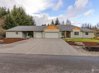 7243 Highlands Dr NE, Olympia, WA 98516
