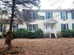 162 Chipperfield Dr, Effort, PA 18330