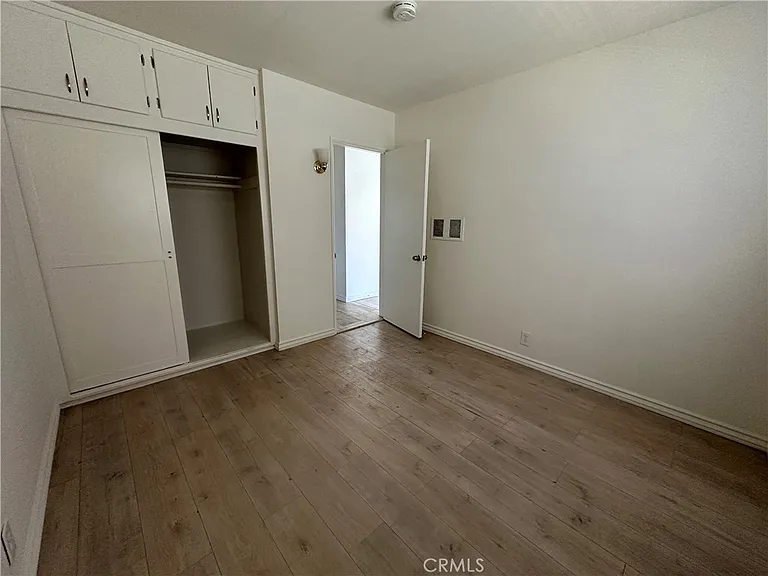 253 E Villa St #6 — Photo 7