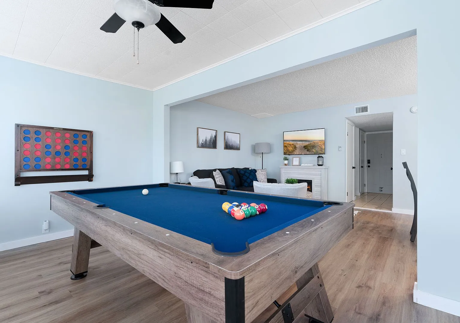 Desoto Courts | Townhome | Furnished — Photo 3