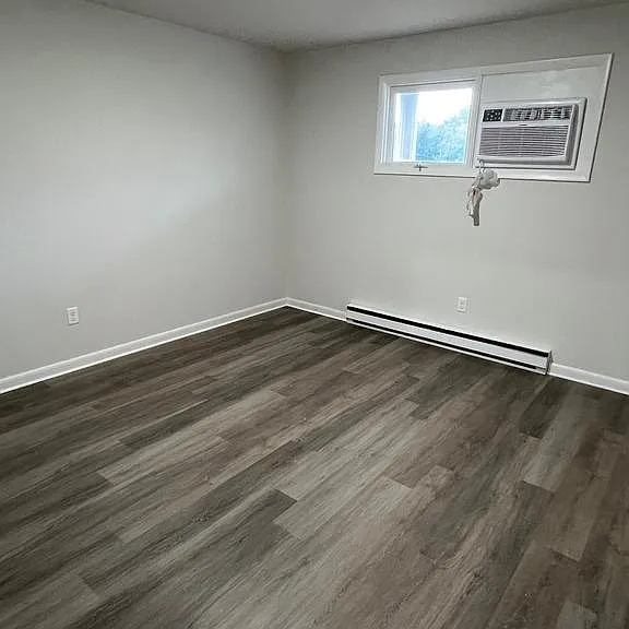 50 Briarwood Ln #4 — Photo 5