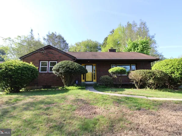 138 Meadow Ln, Lancaster, PA 17601