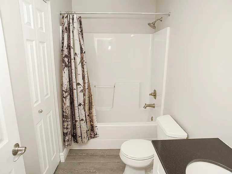 1772 Grande View Ave — Photo 30