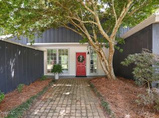 135 Riverside Chapel Dr, Pinola, MS 39149