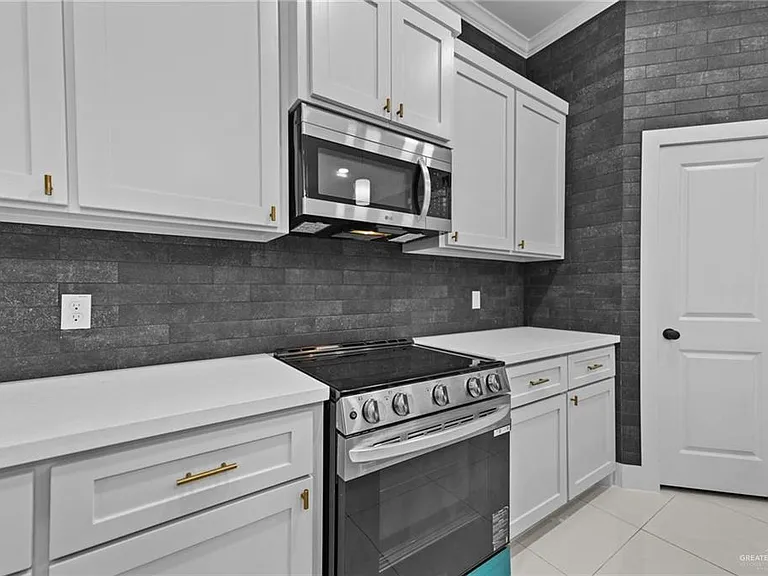 818 S Bicentennial Blvd — Photo 9