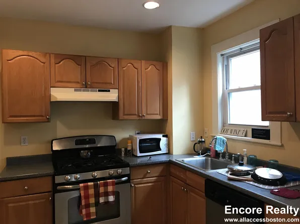 (undisclosed Address), Medford, MA 02155