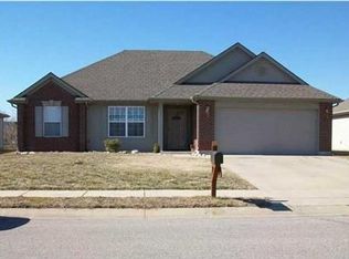 9900 Chatteris Rd, Evansville, IN 47725