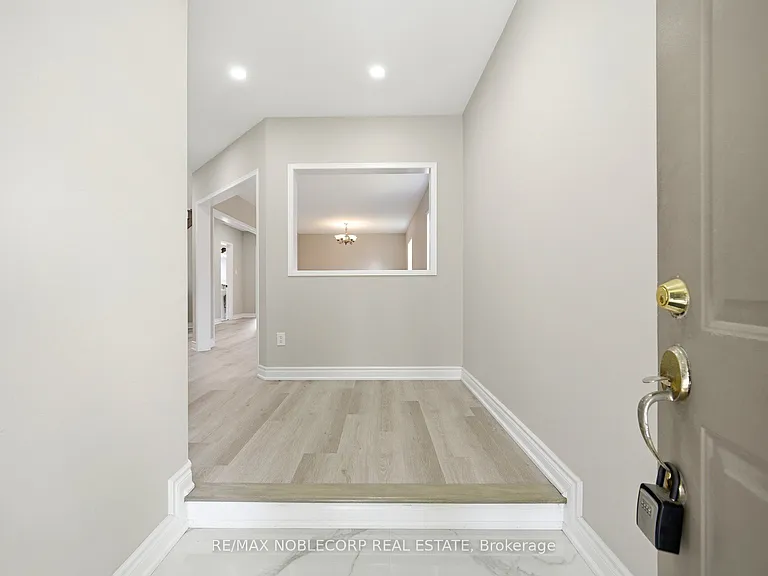 22 Gold Hill Rd #UPPER — Photo 6