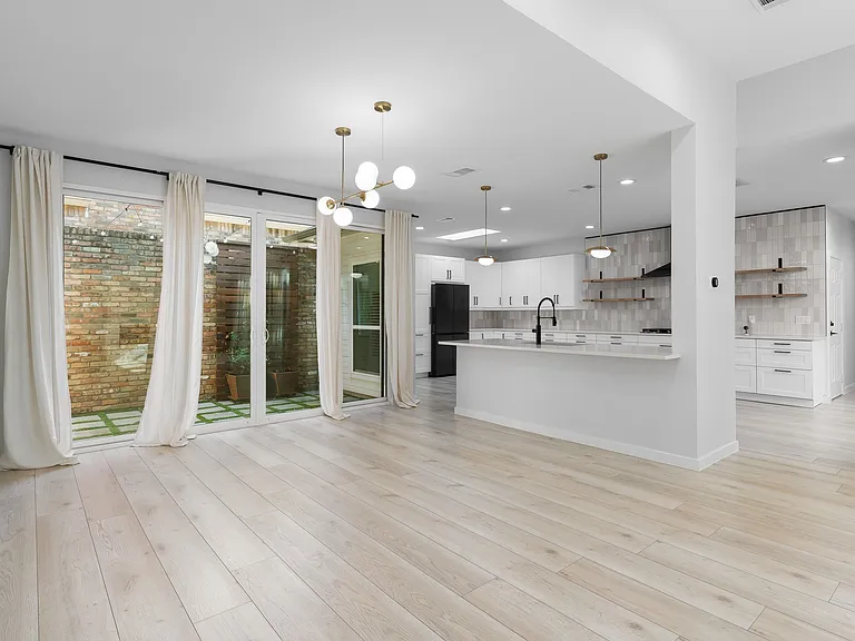 14140 Regency Pl — Photo 13