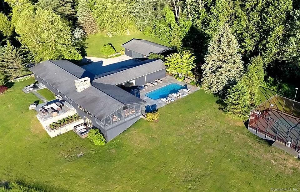 27 Bell Hill Road
