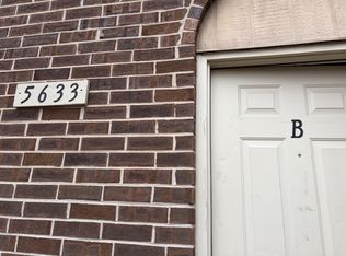 5633 Beachwood Dr #B, Toledo, OH 43615