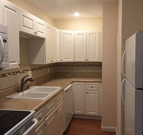 2nd image of 3709 NW 84th Ave #B-8