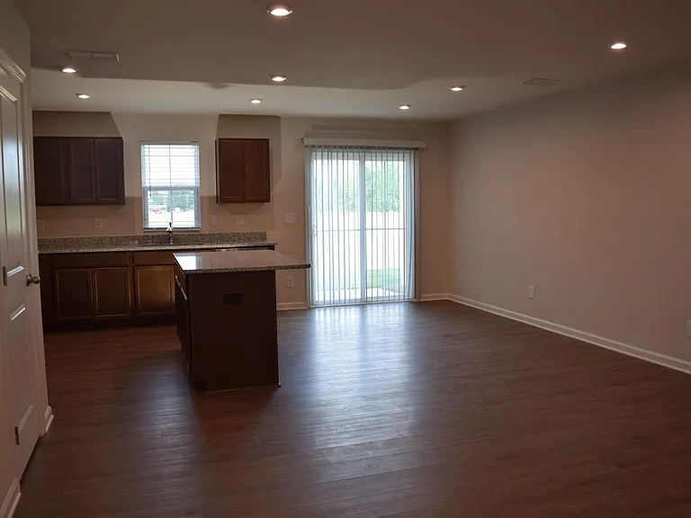 1530 39th Avenue Loop NE #5 — Photo 33
