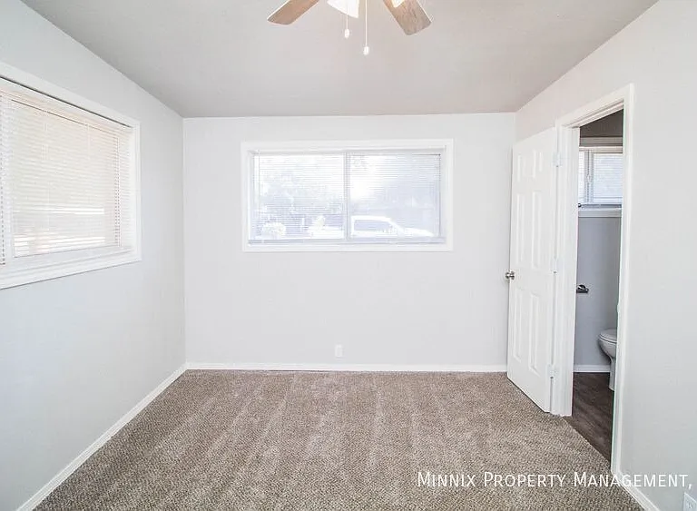 2710 68th St — Photo 25
