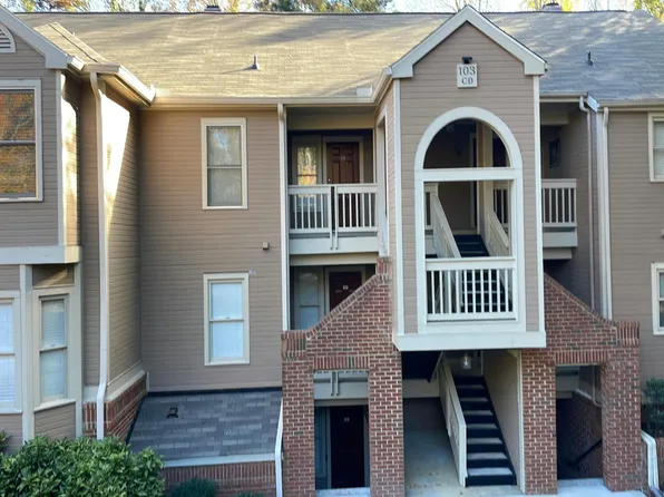 103 Marbury Ct APT 1C, Cary, NC 27513