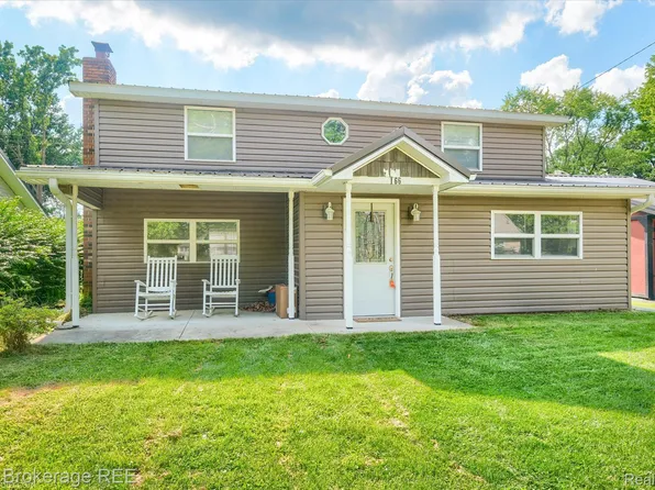 166 Indian Trl, Columbiaville, MI 48421