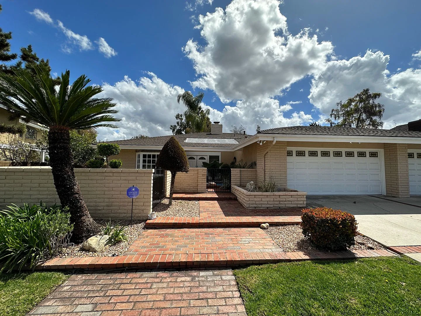 Welcome to 1930 Alto Ln. Single Story 3 Bedroom 2 Bath in Fullerton — Photo 1