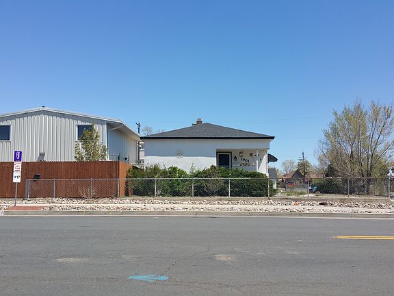 5th image of 2901 N Cascade Ave