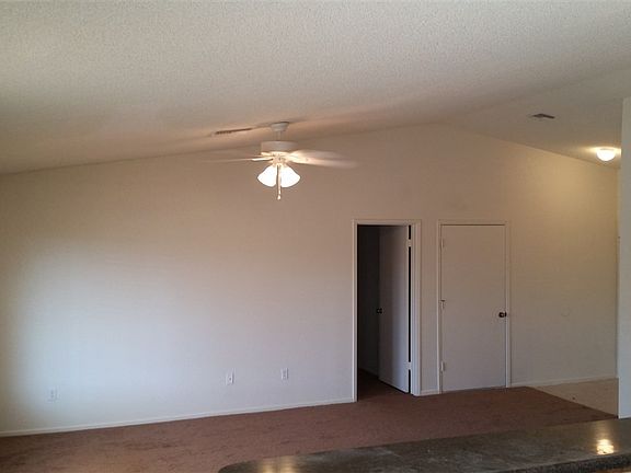 3rd image of 6187 E 41st Ln