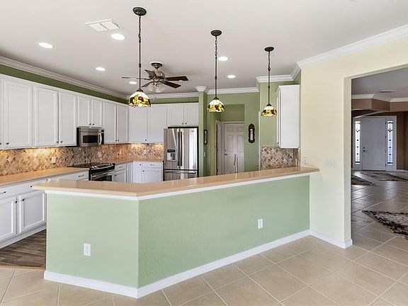 3rd image of 9439 SW 71st Loop