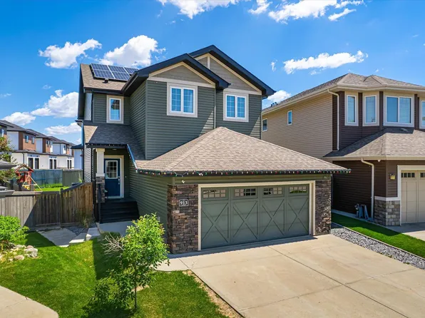 913 Goshawk Point NW, Edmonton, AB T5S 0H6