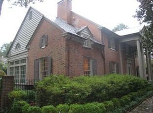 21 Edgehill Rd, Little Rock, AR 72207