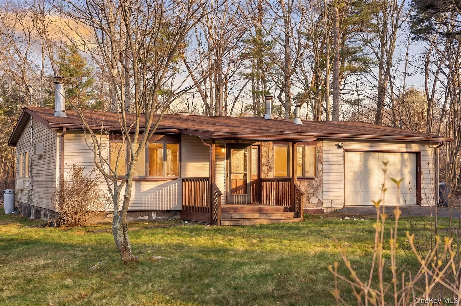 1073 Indian Springs Road photo 1