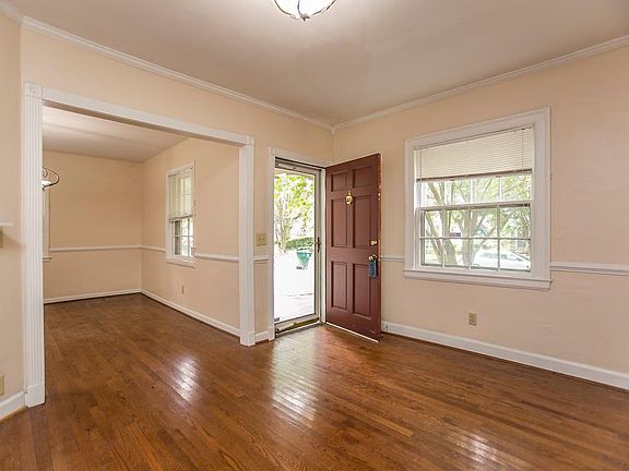 5th image of 90 Hopkins St