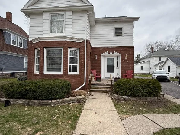 127 E Oak St #2, Mason, MI 48854