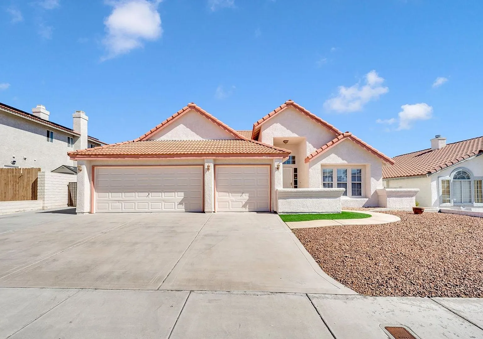 7716 Bentonite Dr — Photo 1