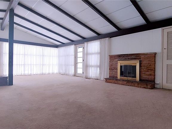 2nd image of 36315 Timberlane Dr