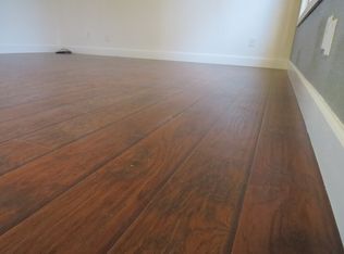 2293 S Way Dr, Dubuque, IA 52002