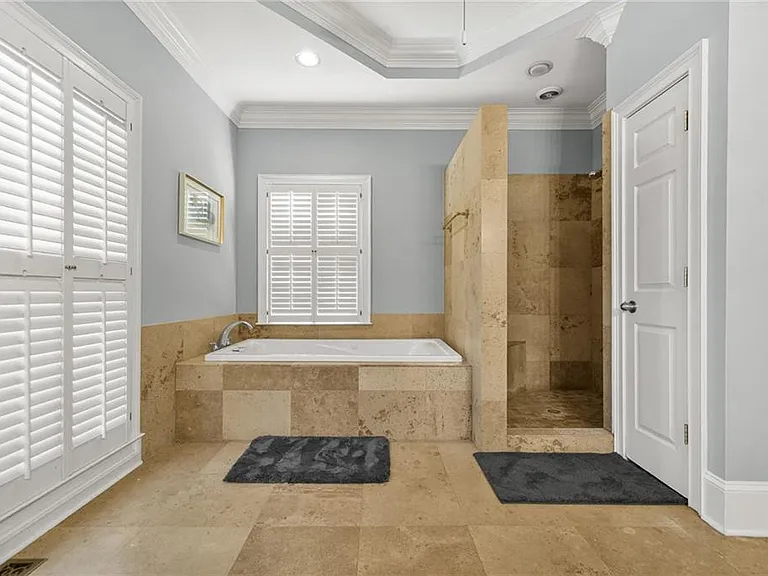 9800 Foxworth Dr — Photo 25