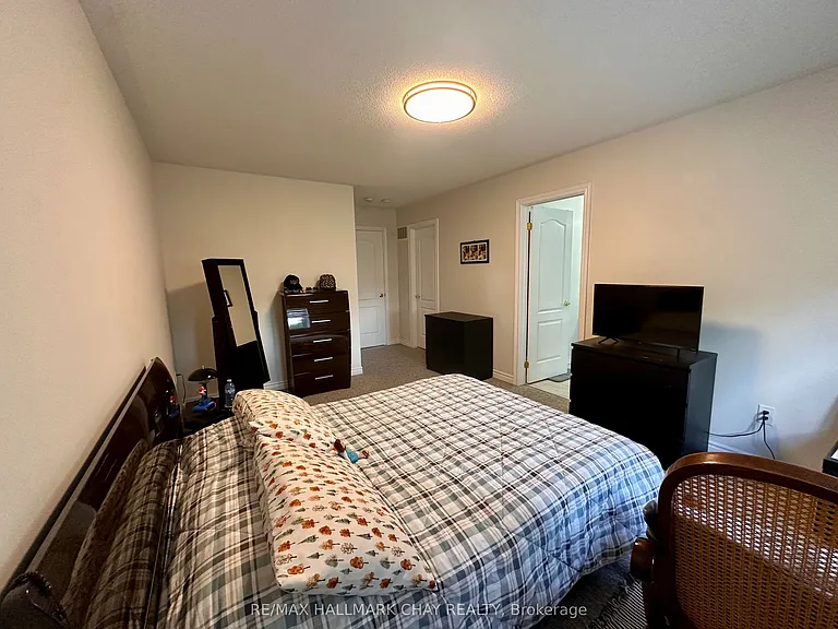 26 Greenwood Dr — Photo 17