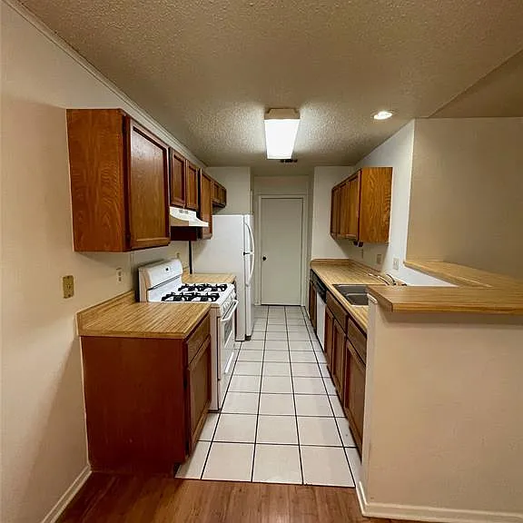 8005 W Gate Blvd #B — Photo 7