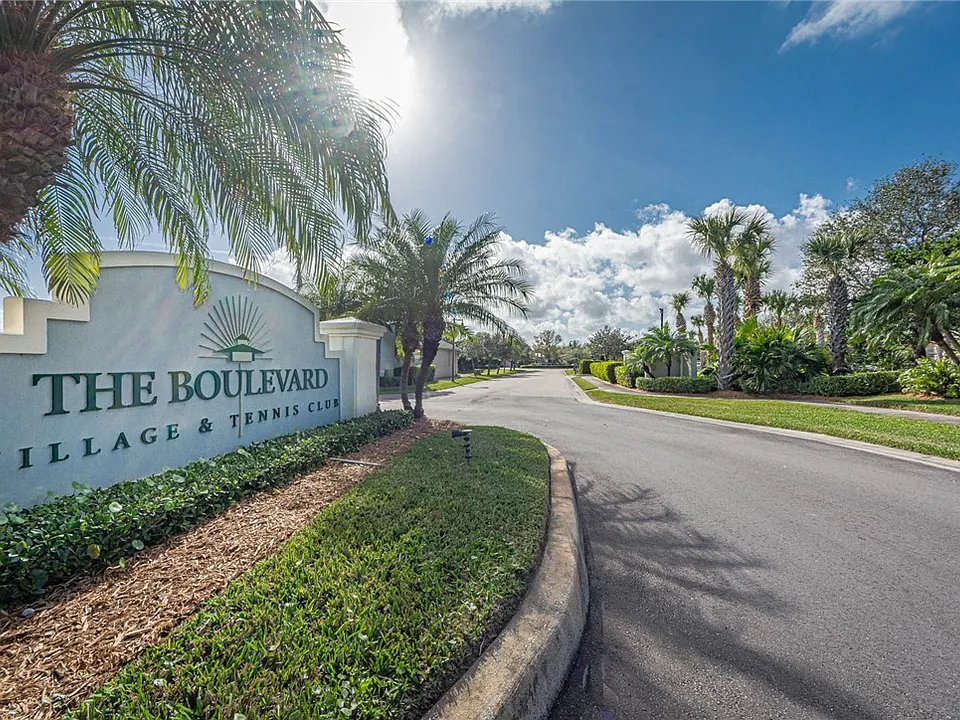 4360 Doubles Alley Dr #104