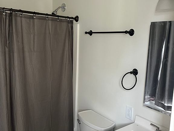 3rd image of 51891 Tamarack St