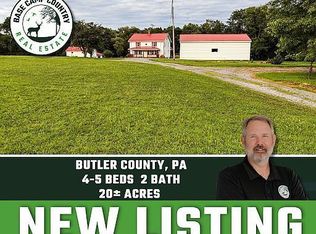 123 Black Rd, Harrisville, PA 16038