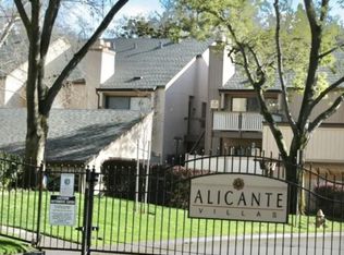 523 Woodside Oaks APT 3, Sacramento, CA