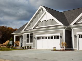 8214 Flat Rock Rdg, Portage, MI 49024